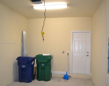 9556 Sw 169th Pl - Photo Thumbnail 21