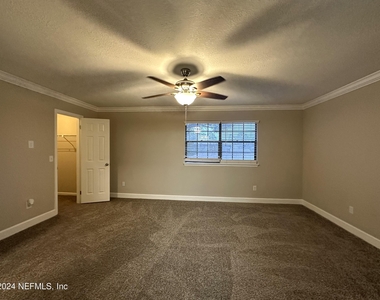 4402 Peppermill Place - Photo Thumbnail 11