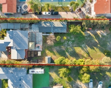 22701 Oxnard Street - Photo Thumbnail 47