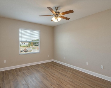 1280 N Lake Parker Drive - Photo Thumbnail 12