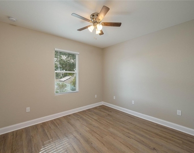 1280 N Lake Parker Drive - Photo Thumbnail 10