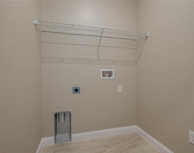 1280 N Lake Parker Drive - Photo Thumbnail 19