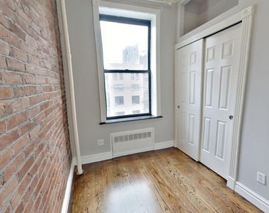 232 West 14th Street, Unit 4a - Photo Thumbnail 3