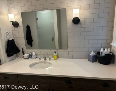 3817 Dewey Street - Photo Thumbnail 15