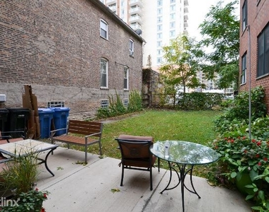 241 W. Scott, Unit M - Photo Thumbnail 19