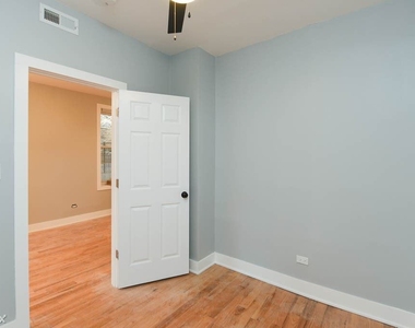 1624 W. Beach, Unit R-7 - Photo Thumbnail 13