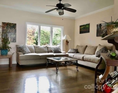 3915 Gordon Street - Photo Thumbnail 12