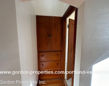 5630 N Interstate Ave #5, #a-g - Photo Thumbnail 14