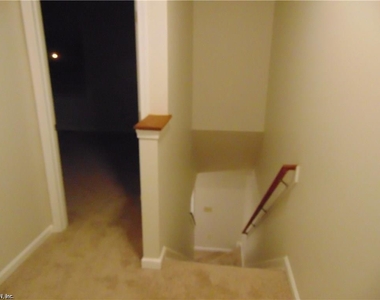 108 Corwin Circle - Photo Thumbnail 19