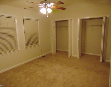 108 Corwin Circle - Photo Thumbnail 18