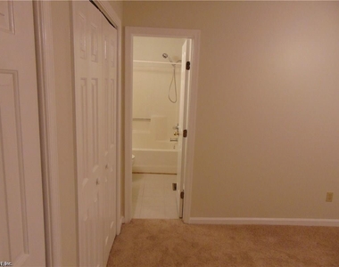 108 Corwin Circle - Photo Thumbnail 22