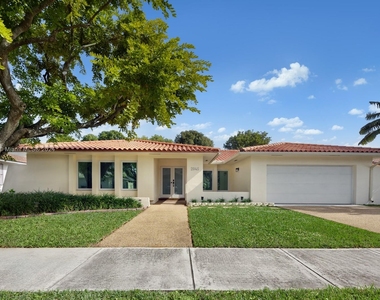 2045 Sw 125th Ct - Photo Thumbnail 0