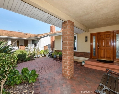 3923 Mesa Street - Photo Thumbnail 19