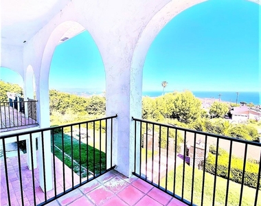 30629 Palos Verdes Drive E - Photo Thumbnail 14