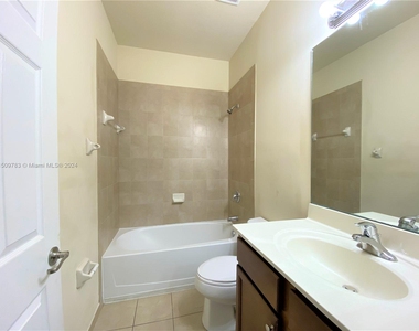 3538 W 88th Terrace - Photo Thumbnail 15