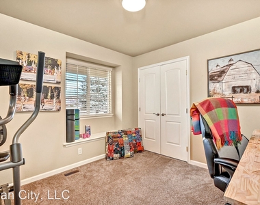 10959 W Rose Lake Street - Photo Thumbnail 6