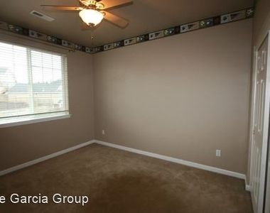 3212 Wild Rose Loop - Photo Thumbnail 10