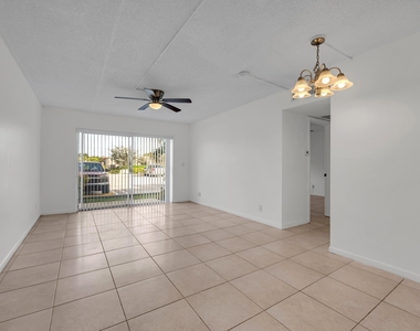 3276 Coral Ridge Drive - Photo Thumbnail 5