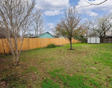 8401  Birmingham Dr - Photo Thumbnail 21