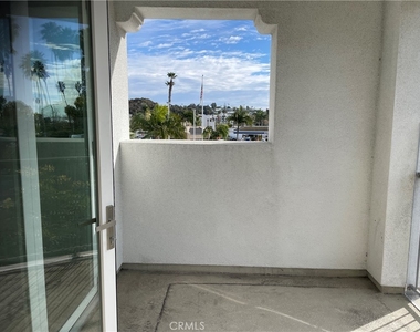 3181 Doheny Way - Photo Thumbnail 16