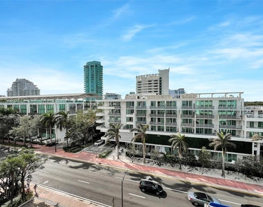 6061 Collins Ave - Photo Thumbnail 51