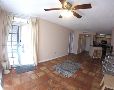 1280 S Alhambra Cir - Photo Thumbnail 10