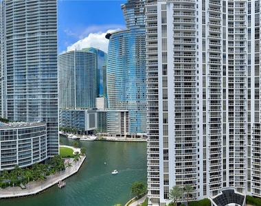 801 Brickell Key Blvd - Photo Thumbnail 14