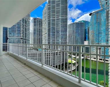 801 Brickell Key Blvd - Photo Thumbnail 15