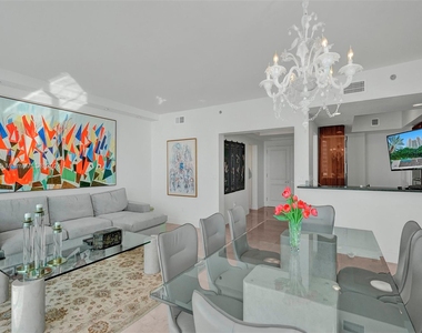 2711 S Ocean Dr - Photo Thumbnail 2