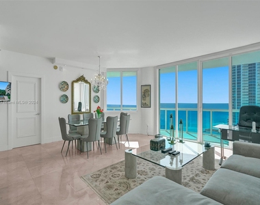 2711 S Ocean Dr - Photo Thumbnail 0