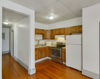 1540 Tremont - Photo Thumbnail 2