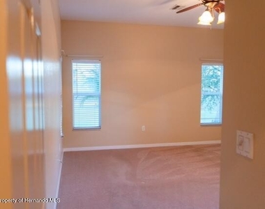 11931 Wexford Boulevard - Photo Thumbnail 15