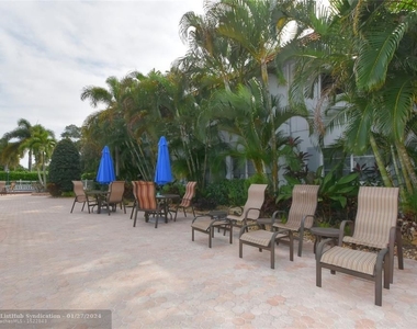 669 W Oakland Park Blvd - Photo Thumbnail 27