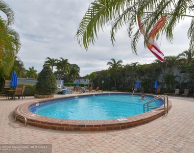 669 W Oakland Park Blvd - Photo Thumbnail 25