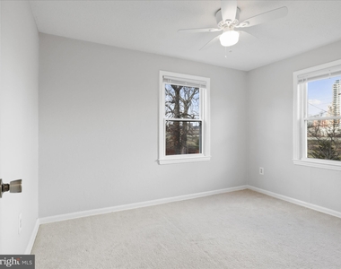 2236 Arlington Terrace - Photo Thumbnail 7