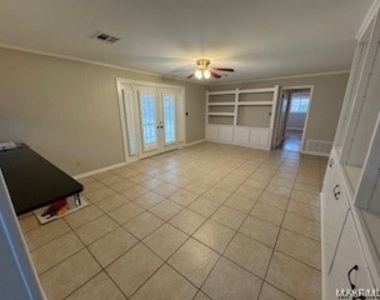 613 Shadow Lane Drive - Photo Thumbnail 6