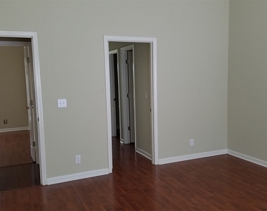 9211 Hanston Place - Photo Thumbnail 27