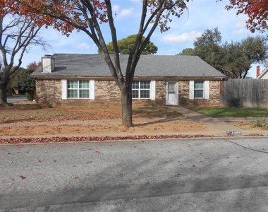 4409 Middlebrook Drive - Photo Thumbnail 0