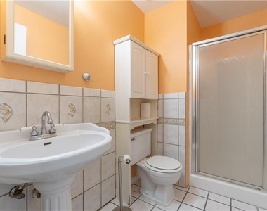 2204 E Ocean View Avenue - Photo Thumbnail 18