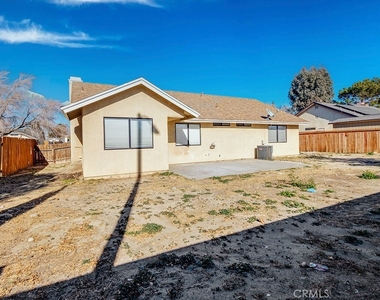 4058 Saddleback Road - Photo Thumbnail 21