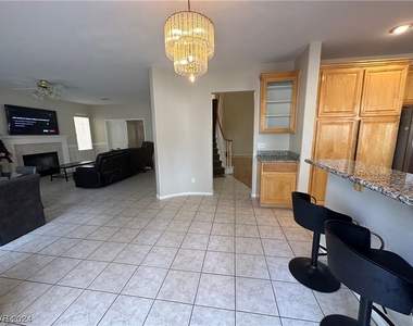 860 Brunellos Avenue - Photo Thumbnail 8