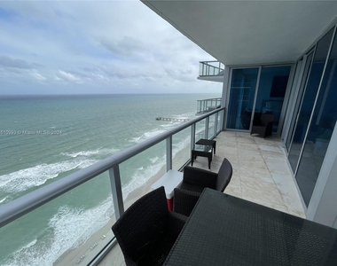 17001 Collins Ave - Photo Thumbnail 37