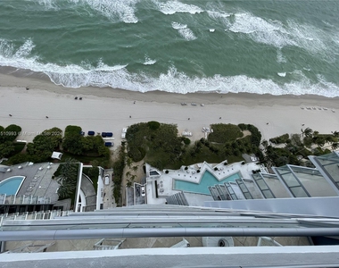 17001 Collins Ave - Photo Thumbnail 36