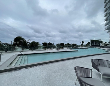 17001 Collins Ave - Photo Thumbnail 49