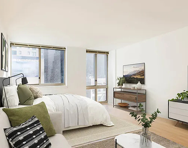 West 37th Street  - Photo Thumbnail 1