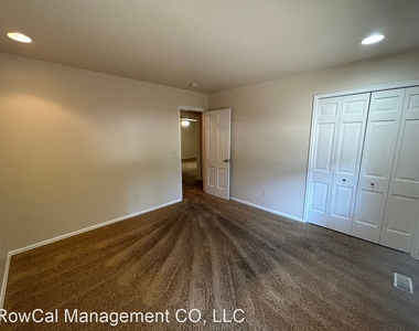 5910 Castlewood Lane - Photo Thumbnail 18