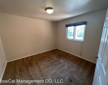 5910 Castlewood Lane - Photo Thumbnail 25