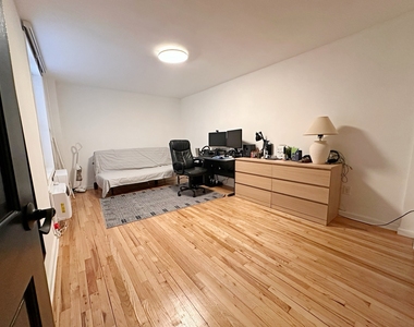 149 Marine Avenue - Photo Thumbnail 4