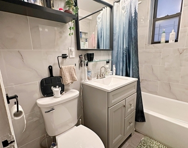 149 Marine Avenue - Photo Thumbnail 12