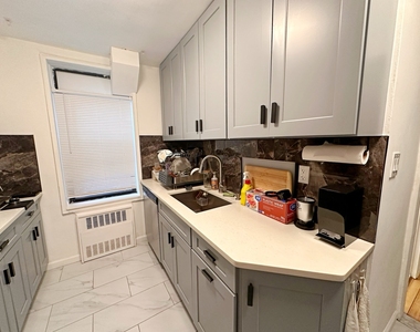 149 Marine Avenue - Photo Thumbnail 9